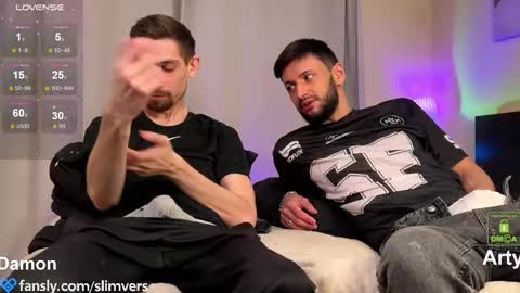 Snapshot of slimvers chatting on 16, 1, 2026 Art online show from 16, 1, 2026