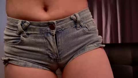 Emilia online show from 9, 3, 2026