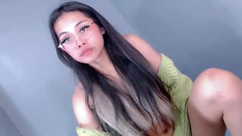 slut4attention online show from 19, 3, 2026