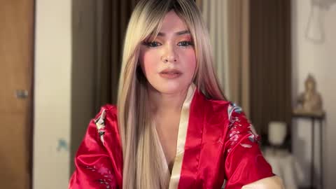 Slutty Lavinia online show from 3, 4, 2026