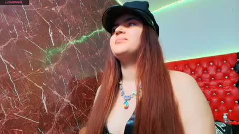 Snapshot of slutty_milf_bitch chatting on 6, 6, 2026 Ana online show from 6, 6, 2026