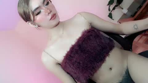 Snapshot of slutty_rose69 chatting on 16, 5, 2026 slutty_rose69 online show from 16, 5, 2026