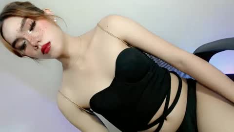 Snapshot of slutty_rose69 chatting on 23, 5, 2026 slutty_rose69 online show from 23, 5, 2026