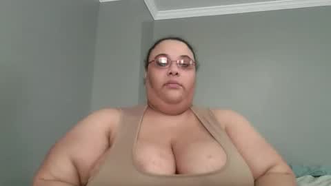 Snapshot of sluttyjess31 chatting on 26, 5, 2026 Jessica online show from 26, 5, 2026