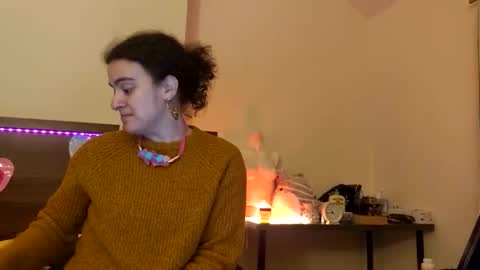 SluttySuzie17 online show from 13, 5, 2026