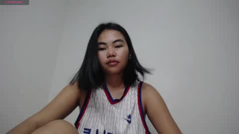 Snapshot of sluty_divaxx chatting on 28, 4, 2026 Hira online show from 28, 4, 2026