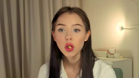 Lily online show from 5, 11, 2025