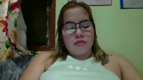 Snapshot of small_boobs59 chatting on 13, 2, 2026 Lovewella online show from 13, 2, 2026