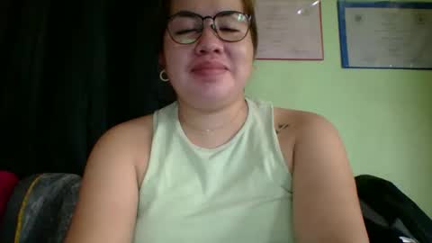 Snapshot of small_boobs59 chatting on 21, 2, 2026 Lovewella online show from 21, 2, 2026