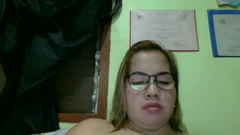 Snapshot of small_boobs59 chatting on 27, 2, 2026 Lovewella online show from 27, 2, 2026