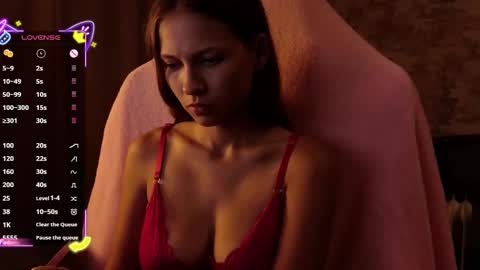 Emma online show from 8, 10, 2025