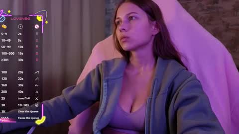 Emma online show from 14, 12, 2025