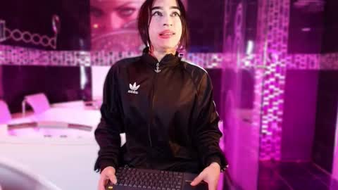 Small Hot19 online show from 20, 2, 2026