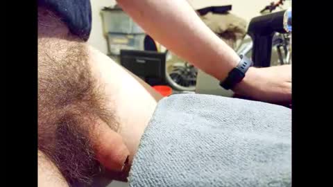 Snapshot of smallhairyuncut chatting on 27, 4, 2026 Small Hairy Uncut online show from 27, 4, 2026