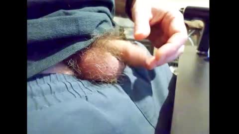 Snapshot of smallhairyuncut chatting on 8, 5, 2026 Small Hairy Uncut online show from 8, 5, 2026