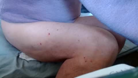 smallmalelass online show from 25, 2, 2025