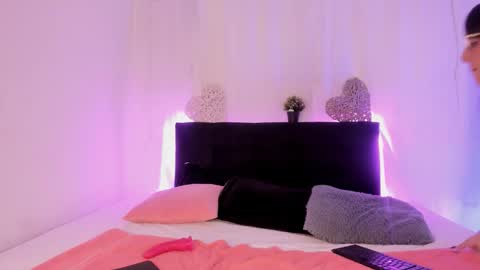 Snapshot of smallsweets_ chatting on 10, 9, 2025 smallsweets_ online show from 10, 9, 2025