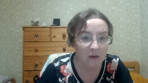 Snapshot of smart_rose chatting on 18, 4, 2026 smart_rose online show from 18, 4, 2026