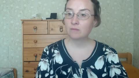 Snapshot of smart_rose chatting on 10, 5, 2026 smart_rose online show from 10, 5, 2026