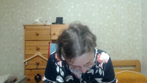 Snapshot of smart_rose chatting on 13, 5, 2026 smart_rose online show from 13, 5, 2026