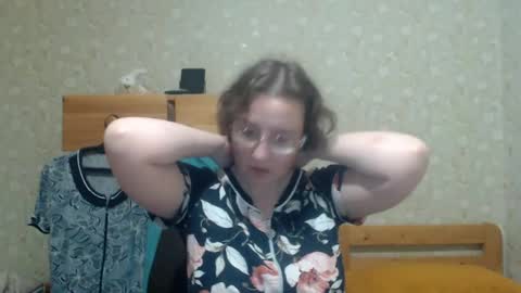 Snapshot of smart_rose chatting on 2, 6, 2026 smart_rose online show from 2, 6, 2026
