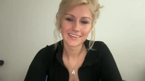 smexxii93 online show from 13, 2, 2026