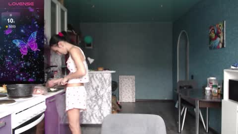 Snapshot of smile_cute_fox chatting on 30, 9, 2025 smile_cute_fox online show from 30, 9, 2025