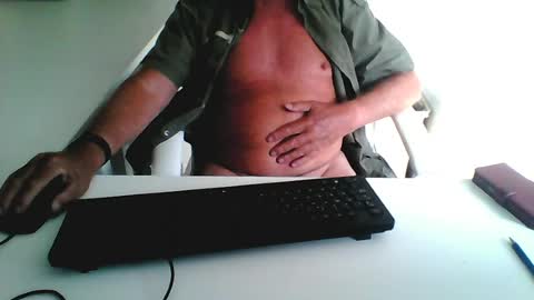 Snapshot of smilesnsmiles chatting on 28, 6, 2026 George online show from 28, 6, 2026
