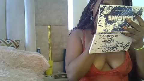 smiley_berry online show from 20, 10, 2025