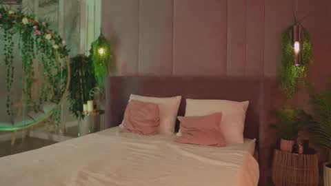 Mia online show from 17, 11, 2025