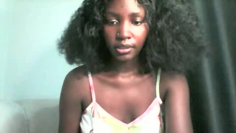 Snapshot of smileykesh chatting on 17, 9, 2025 smileykesh online show from 17, 9, 2025