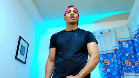 Snapshot of smith_fitness chatting on 9, 6, 2026 Smith Fitness online show from 9, 6, 2026