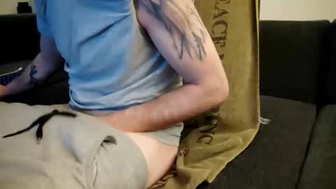 Snapshot of smokeandwatching chatting on 31, 1, 2025 Smokeandwatching online show from 31, 1, 2025