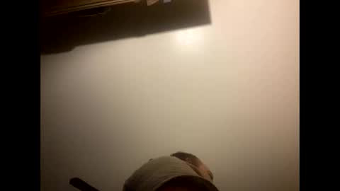 Snapshot of smokeymt420 chatting on 4, 1, 2025 smokeymt420 online show from 4, 1, 2025