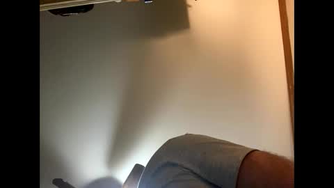 Snapshot of smokeymt420 chatting on 13, 1, 2025 smokeymt420 online show from 13, 1, 2025