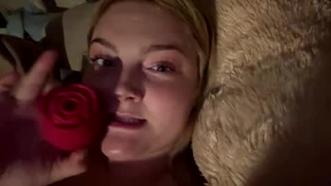 Snapshot of smokeyriss chatting on 29, 4, 2026 smokeyriss online show from 29, 4, 2026