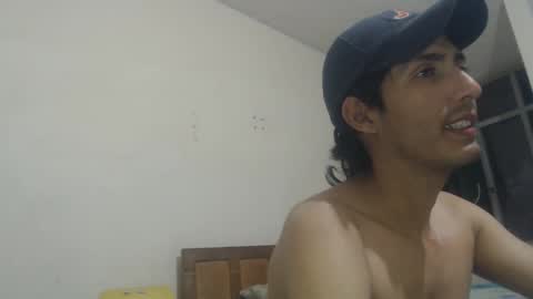 snackontime19 online show from 1, 10, 2025