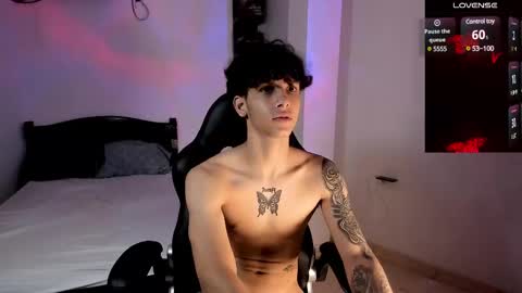 Snapshot of snakebutterfly chatting on 11, 3, 2025 snakebutterfly online show from 11, 3, 2025