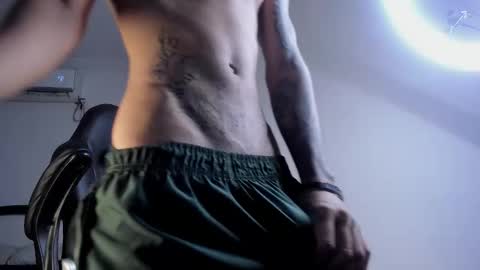 Snapshot of snakebutterfly chatting on 9, 9, 2025 snakebutterfly online show from 9, 9, 2025