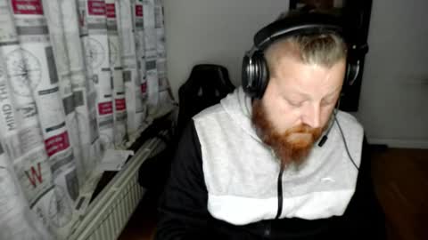 Snapshot of sneakapeak55 chatting on 11, 9, 2025 Sneakapeak55 online show from 11, 9, 2025