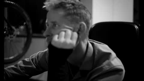 sneaky1985 online show from 18, 3, 2026