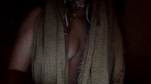 Snapshot of sneakykey chatting on 16, 3, 2026 sneakykey online show from 16, 3, 2026