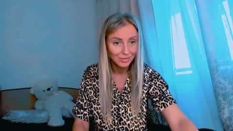 Sneja online show from 6, 4, 2026