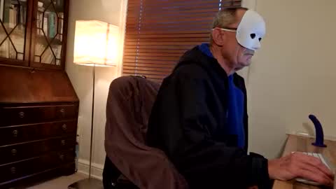 Snapshot of snooty05 chatting on 26, 2, 2025 Snooty online show from 26, 2, 2025