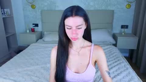 Snapshot of snow_whiteeex chatting on 18, 6, 2026 snow_whiteeex online show from 18, 6, 2026