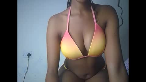 Snapshot of snowfox254 chatting on 5, 10, 2025 snowfox254 online show from 5, 10, 2025