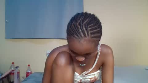 Snapshot of snowie_eyes chatting on 31, 1, 2026 Snowie eyes online show from 31, 1, 2026