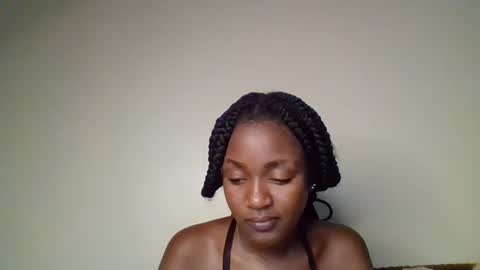 Snapshot of snowie_eyes chatting on 4, 4, 2026 Snowie eyes online show from 4, 4, 2026