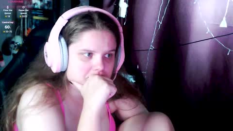 Snapshot of so_cute777 chatting on 24, 10, 2025 so cute777 online show from 24, 10, 2025