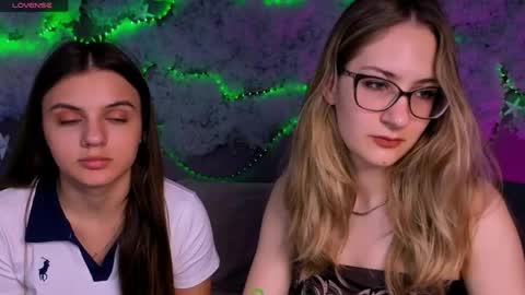Snapshot of so_hot_rosalie chatting on 22, 5, 2026 so_hot_rosalie online show from 22, 5, 2026